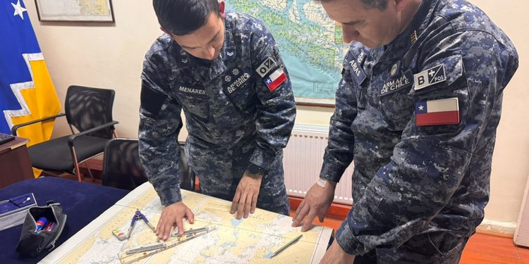 Armada despliega amplio operativo de búsqueda para encontrar lancha desaparecida en Angostura Inglesa
