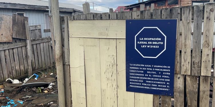 Inician procedimiento de desalojo en Villa Las Etnias y dan cinco días hábiles para abandonar el terreno