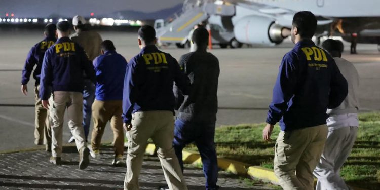PDI concreta expulsión de ciudadano colombiano desde Magallanes por ingreso irregular al país