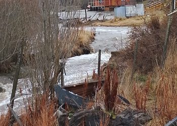 Balance de Senapred por sistema frontal en Punta Arenas: Alerta Roja, desbordes y despliegue del COGRID.