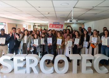 Sercotec certificó a 42 emprendedores de Punta Arenas en el marco de la Semana de la Pyme