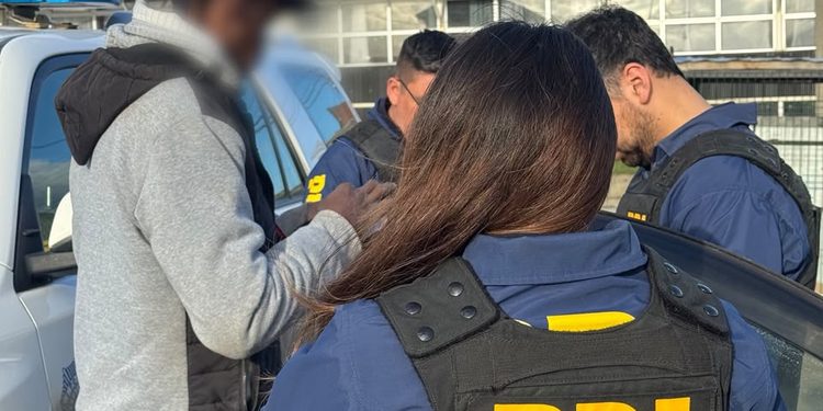 PDI fiscalizó a 98 extranjeros en Magallanes y detectó a 11 en situación migratoria irregular