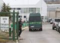 Trasladan a Punta Arenas a reo de alta peligrosidad investigado por presunto sicariato