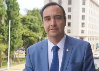 Gobierno frena convenio de salud por más de $319 mil millones y deja en suspenso proyectos para Magallanes