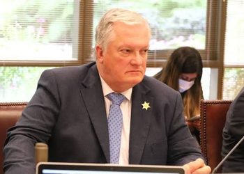 Senado despacha proyecto que moderniza la carrera de Carabineros y sus incentivos