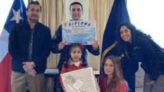 Premian a ganadores de concursos de fotografía y pintura inspirados en el mar de Magallanes