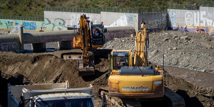 MOP intensifica limpieza del río Las Minas tras emergencia climática en Punta Arenas